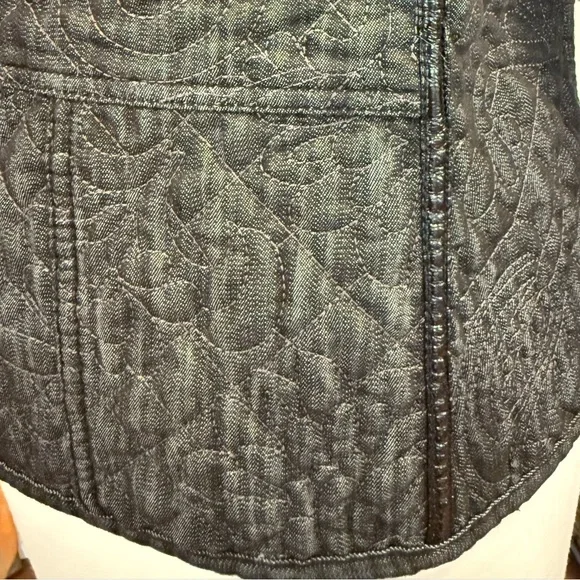 Chico’s Black Quilted Denim Jacket Size 1 (8 U.S.) - Picture 6 of 10
